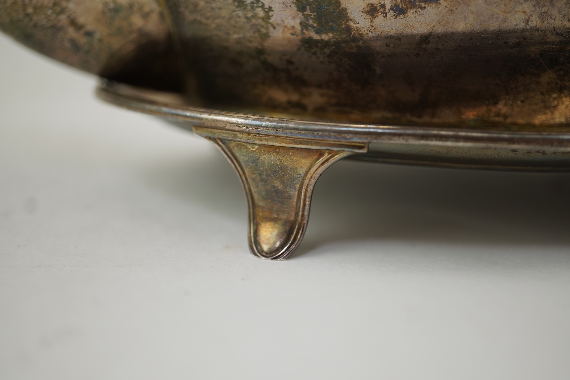 A George III silver oval teapot and matching oval stand, by John Eames